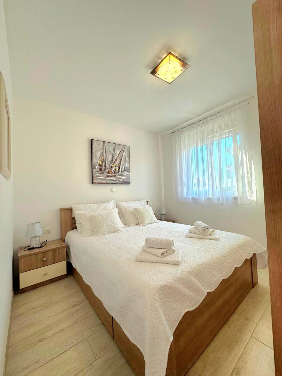 Apartment Misic Trogir Eksteriør billede