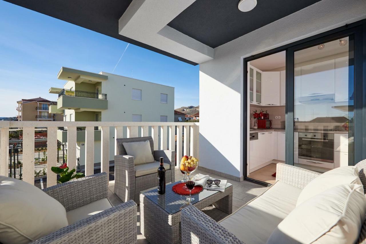 Apartment Misic Trogir Eksteriør billede